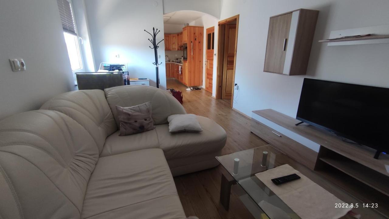Prijetno Stanovanje V Blizini Term 3000 - Vivat Moravske Toplice Extérieur photo